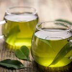 vasos de té verde